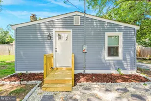 227 Dale Dr, Colonial Beach, VA 22443 - Photo 17