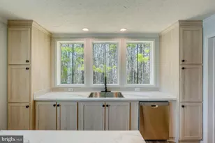 332 Morris Ln, Montross, VA 22520 - Photo 5