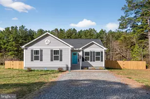 583 Cabin Point Dr, Montross, VA 22520 - Photo 15