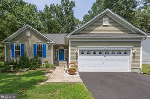 211 Meadow Ave, Colonial Beach, VA 22443 - Photo 1