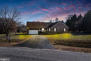 196 Matthews Cove Dr, Montross, VA 22520 - Photo 3