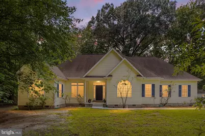 112 Stratford Circle, Colonial Beach, VA 22443 - Photo 1