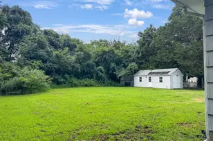 127 Fairfax Dr, Colonial Beach, VA 22443 - Photo 3