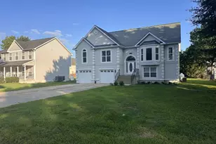 203 Forest Ave, Colonial Beach, VA 22443 - Photo 3