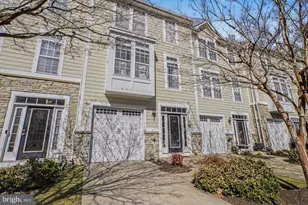 307 Monroe Point Dr, Colonial Beach, VA 22443 - Photo 1