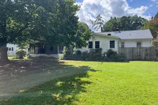 1096 Holly Vista Dr, Colonial Beach, VA 22443 - Photo 3