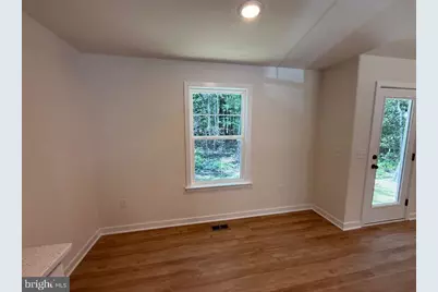 387 Forest Grove Ave, Colonial Beach, VA 22443 - Photo 7
