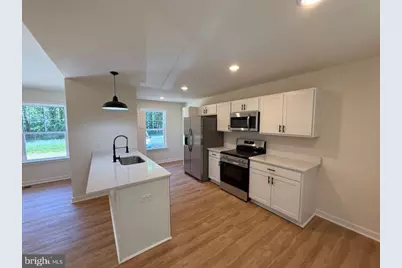 387 Forest Grove Ave, Colonial Beach, VA 22443 - Photo 9