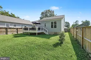 415 Lossing Ave, Colonial Beach, VA 22443 - Photo 27