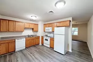 1101 Davis St, Colonial Beach, VA 22443 - Photo 3