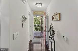 103 N Irving Ave, Colonial Beach, VA 22443 - Photo 7