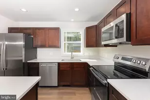 439 Shorewood Dr, Colonial Beach, VA 22443 - Photo 13