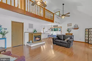 292 Sea Horse Dr, Colonial Beach, VA 22443 - Photo 17