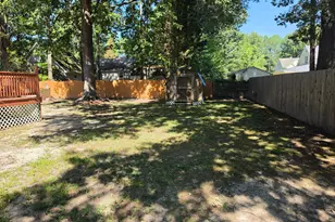 207 Meadow Ave, Colonial Beach, VA 22443 - Photo 3