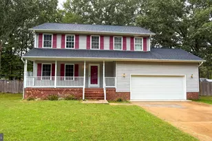 207 Meadow Ave, Colonial Beach, VA 22443 - Photo 1
