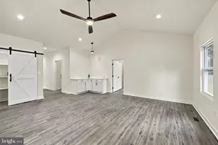 34 Circle Ln, Colonial Beach, VA 22443 - Photo 7