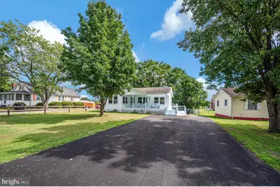 212 2nd Street, Colonial Beach, VA 22443 - Photo 3