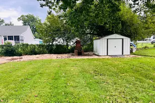 518 Marshall Ave, Colonial Beach, VA 22443 - Photo 3
