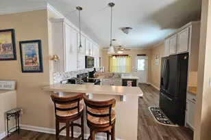30 Bancroft Ave, Colonial Beach, VA 22443 - Photo 5