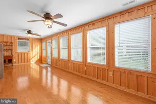 728 Marshall Ave, Colonial Beach, VA 22443 - Photo 21