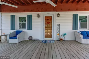 728 Marshall Ave, Colonial Beach, VA 22443 - Photo 7