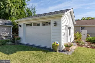 728 Marshall Ave, Colonial Beach, VA 22443 - Photo 47
