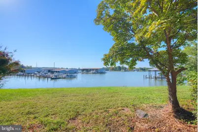 345 Harbor View Circle, Colonial Beach, VA 22443 - Photo 3