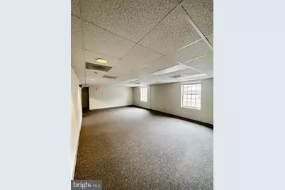 12 N Washington Street, Winchester, VA 22601 - Photo 7