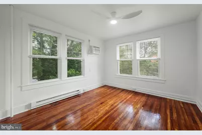 422 Clifford Street W #4, Winchester, VA 22601 - Photo 9