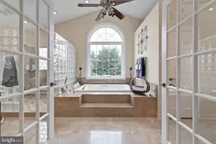 1020 Breckinridge Ln, Winchester, VA 22601 - Photo 7