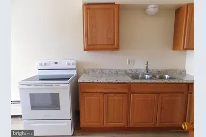 113 W Boscawen Street #3, Winchester, VA 22601 - Photo 3