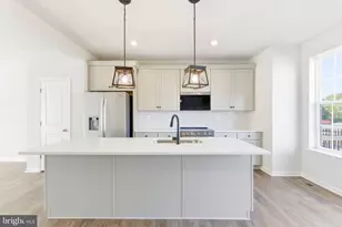 210 Monteith Dr, Winchester, VA 22601 - Photo 5