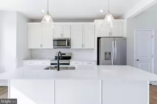 209 Monteith Dr, Winchester, VA 22601 - Photo 3