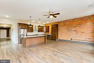 160 N Loudoun St, Winchester, VA 22601 - Photo 9