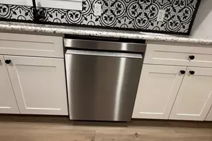 333 E Piccadilly St, Winchester, VA 22601 - Photo 3