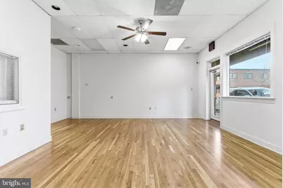 7 W Piccadilly Street #9, Winchester, VA 22601 - Photo 3