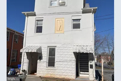 24 Cecil Street W, Winchester, VA 22601 - Photo 1