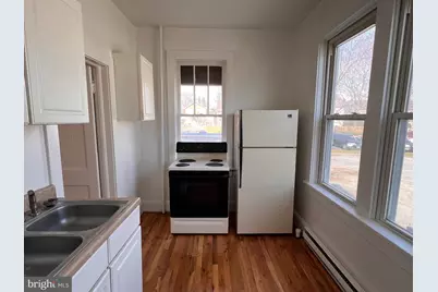 24 Cecil Street W, Winchester, VA 22601 - Photo 5