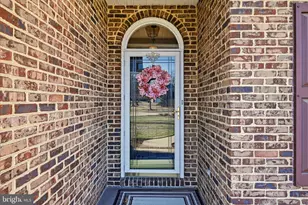806 Mahone Dr, Winchester, VA 22601 - Photo 7