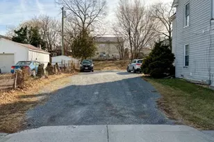 24 N Pleasant Valley Rd, Winchester, VA 22601 - Photo 1