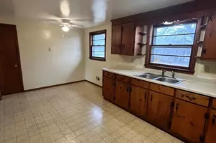 136 Locust Ave, Winchester, VA 22601 - Photo 9