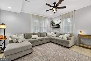 25 W Southwerk St, Winchester, VA 22601 - Photo 9