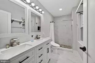25 W Southwerk St, Winchester, VA 22601 - Photo 27