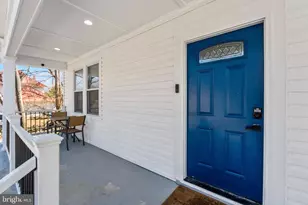 25 W Southwerk St, Winchester, VA 22601 - Photo 3