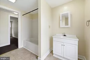 106 W Southwerk St, Winchester, VA 22601 - Photo 27
