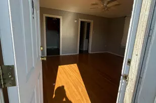 44 S Loudoun St, Winchester, VA 22601 - Photo 3