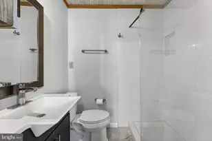 1317 Caroline St, Winchester, VA 22601 - Photo 25
