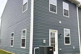 429 Tevis St, Winchester, VA 22601 - Photo 7