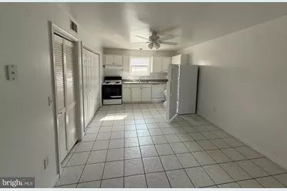 11 Taft Avenue #1, Winchester, VA 22601 - Photo 3