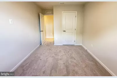 647 Laurelwood Circle, Winchester, VA 22601 - Photo 15